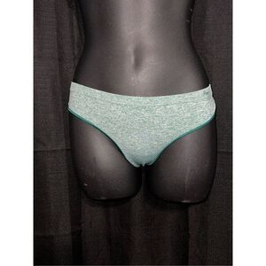 NEW WITH TAGS WOMEN Beautiful PINK VICTORIA'S SECRET low rise Soft, stretchy fab